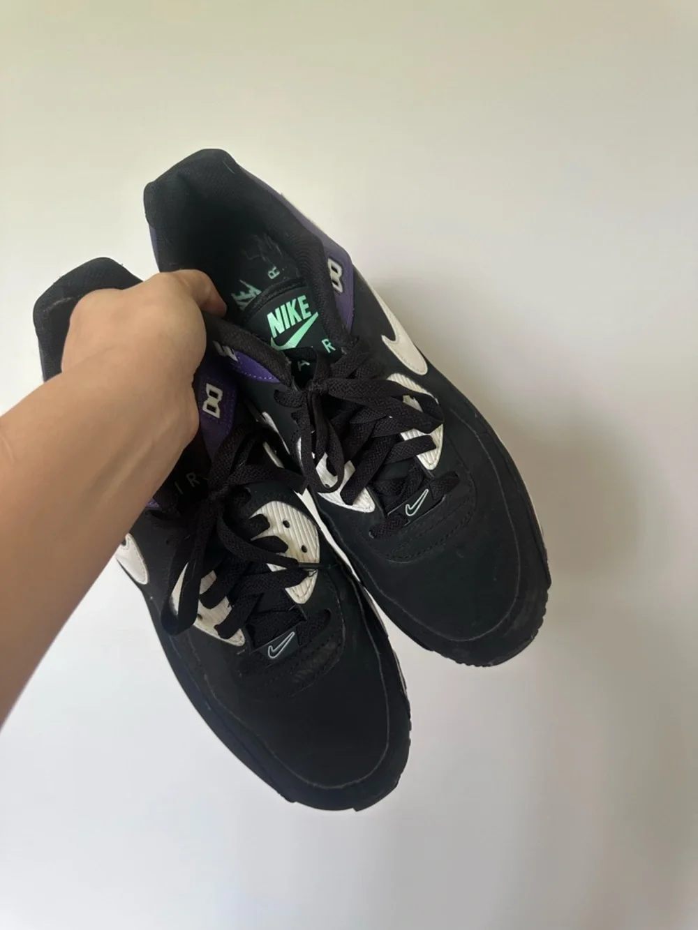 Nike Air Max Black Purple Green Sneakers Size 11 GUC
